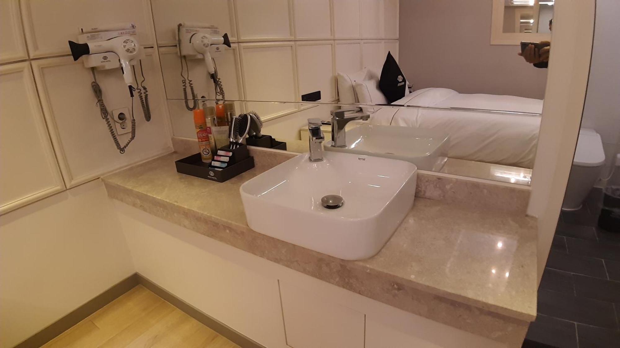 Vovo Hotel Seosan Bagian luar foto